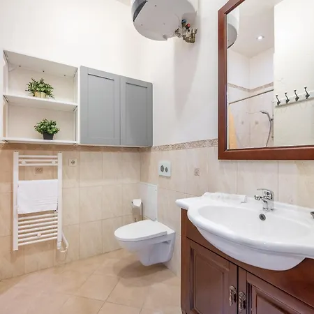 Spacious In Old Town By Reside Baltic * Wilna