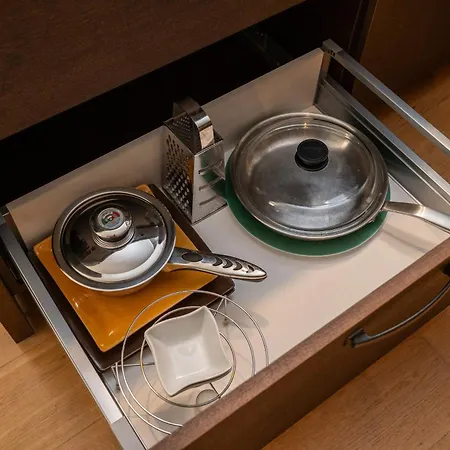 Spacious In Old Town By Reside Baltic Lägenhet *